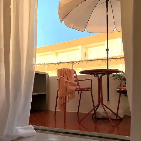 Apartmán Nice In Santa Cruz With Balcony