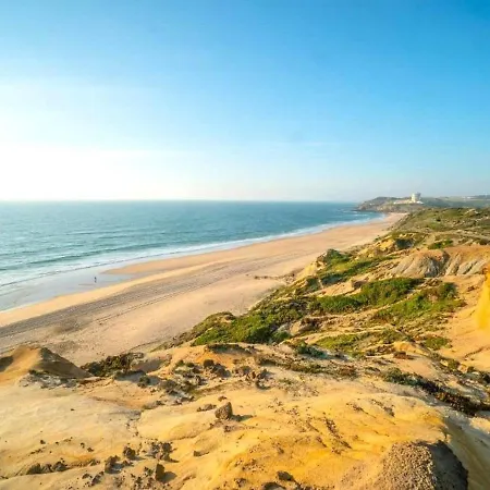 Nice In Santa Cruz With Balcony * سانتا كروز